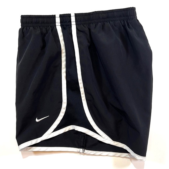 Nike Black & White Tempo Brief Lined Running Shorts Girls XL EUC - Picture 2 of 6